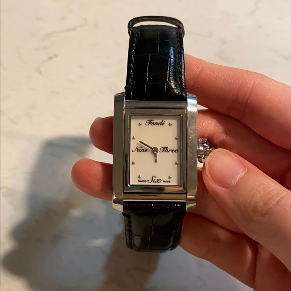 Fendi flip watch (like new)